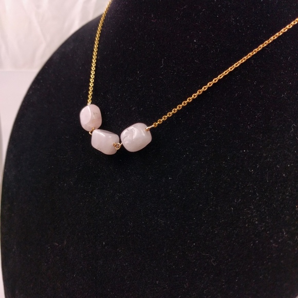 Rose Quartz Trio Handmade Necklace on Gold Chain - Picture 5 of 8